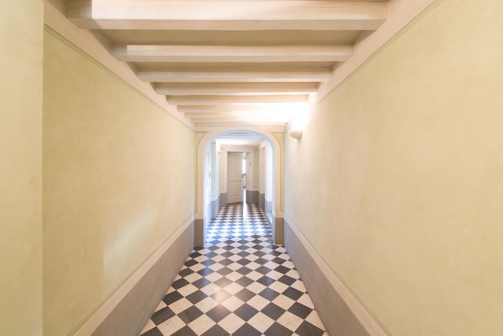 Palazzo Piazza Mazzini Hotel Pescia Room photo